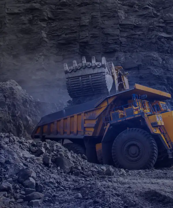 Mining haul truck in open-pit mine – dry hire equipment insurance for mining contractors