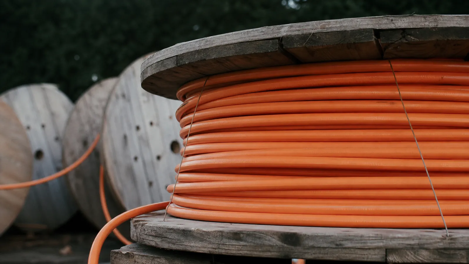 Fibre conduit cable drums - PI cover for telecommunications engineers